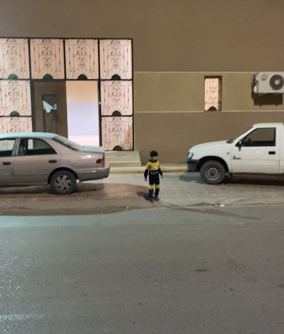 مستودع الحسيني للكهرباء و الاضاءة - الدوادمي - +966 50 533 7911