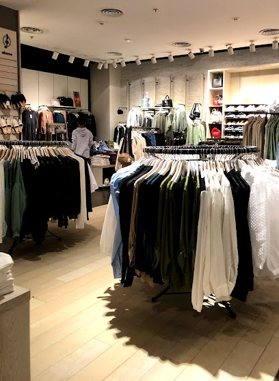 ستراديفاريوس - Saudi Arabia|Jazan 82725|Ash Shati|Corniche Rd