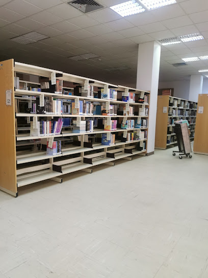 مبنى المكتبة المركزية - Al Madinah Al Munawwarah 42353