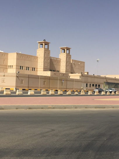 الكلية العلمية للبنات - Saudi Arabia|2805، شمال مقبرة اللقائط، سكاكا 72442 6776،، اللقائط، سكاكا 72442،