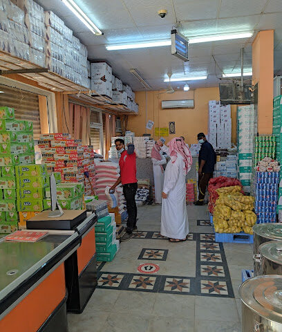 مستودع وسوبر ماركت وثلاجة الكلاب الغذائية بالجملة والقطاعي - الوجه - +966 14 442 1891