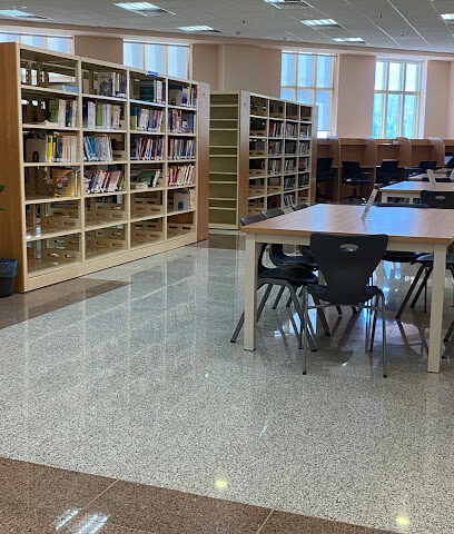 مكتبة جامعة طيبة - ينبع - ينبع -