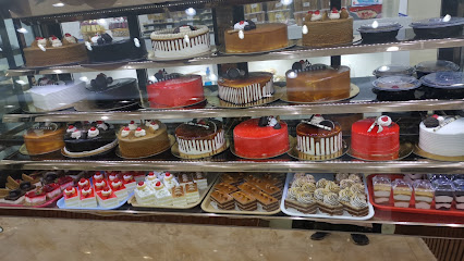 حلويات الأفراح الذهبيه - نمرة - +966 53 309 3745