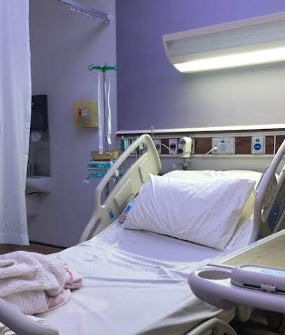 مستشفى جامعة الملك عبد الله بن عبد العزيز - الرياض - +966 11 820 0000