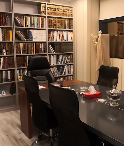 المحامي علي الرويثي - المدينة المنورة - +966 14 842 0280