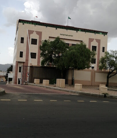 مبنى دراسة الطالبات - جامعة الملك خالد - أبها -