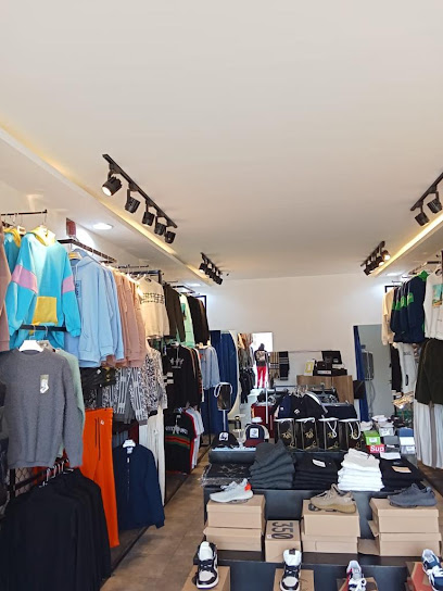 FIVE'S5 - فايفز - Saudi Arabia|Hafar Al Batin 39951|مقابل أمارة حفر الباطن|شارع الملك عبدالعزيز