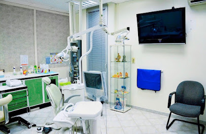 مجمع عيادات سعودي تكمار - الرياض - +966 11 465 3585